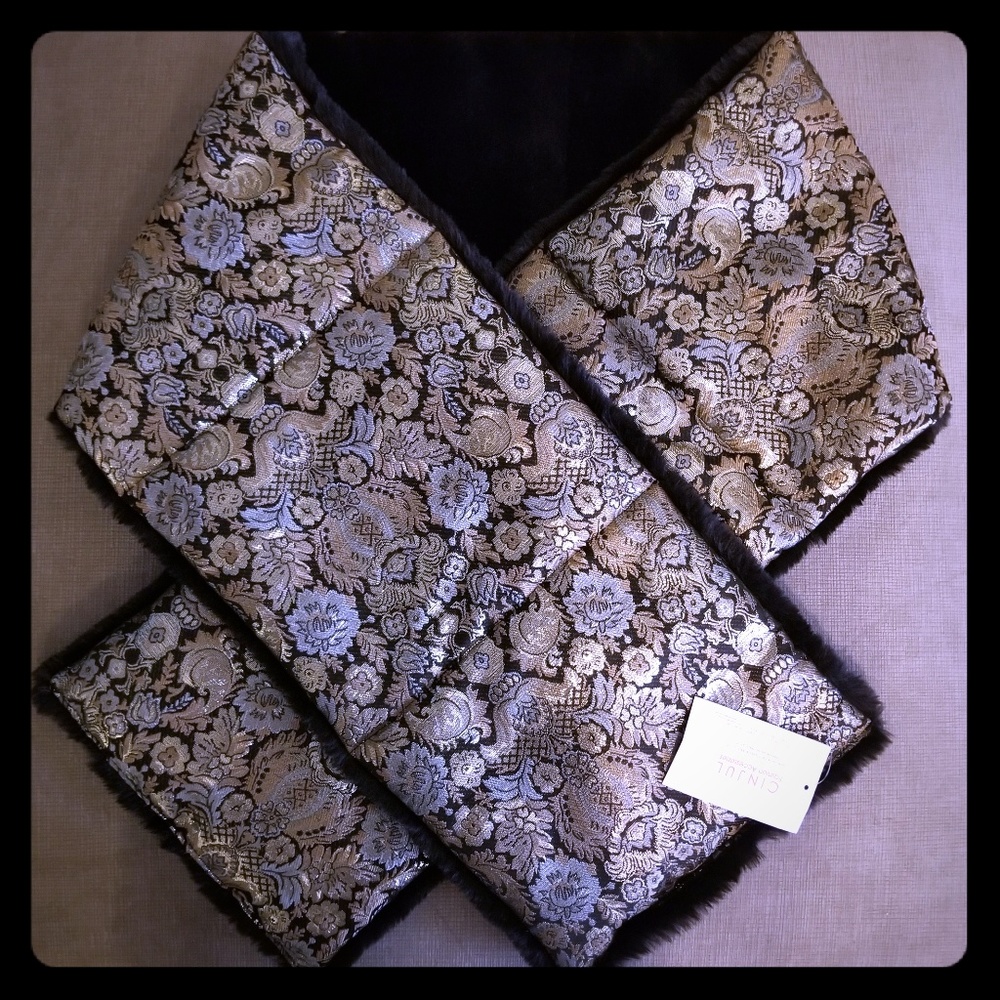 Cinjul accessories oversized reversible scarf